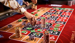 Cash Out interface showing game information and settlement value